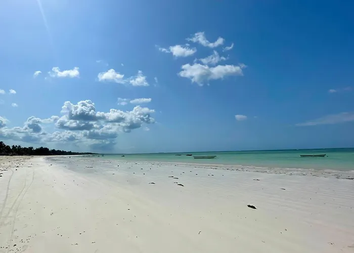 Villa Kipara - On The Beach - Private Pool & Jacuzzi