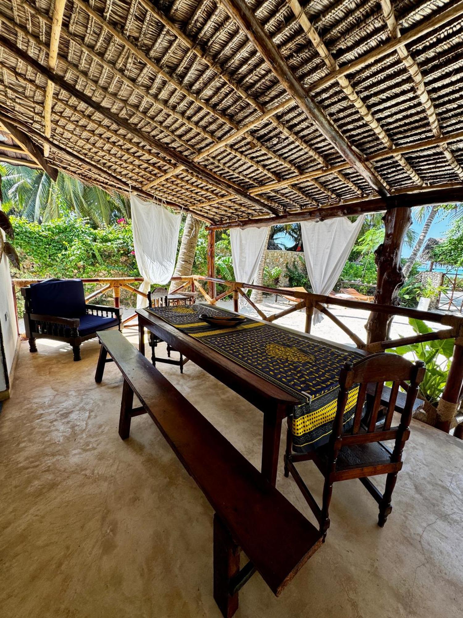 Kipara - On The - Private Pool & Jacuzzi Villa Pwani Mchangani